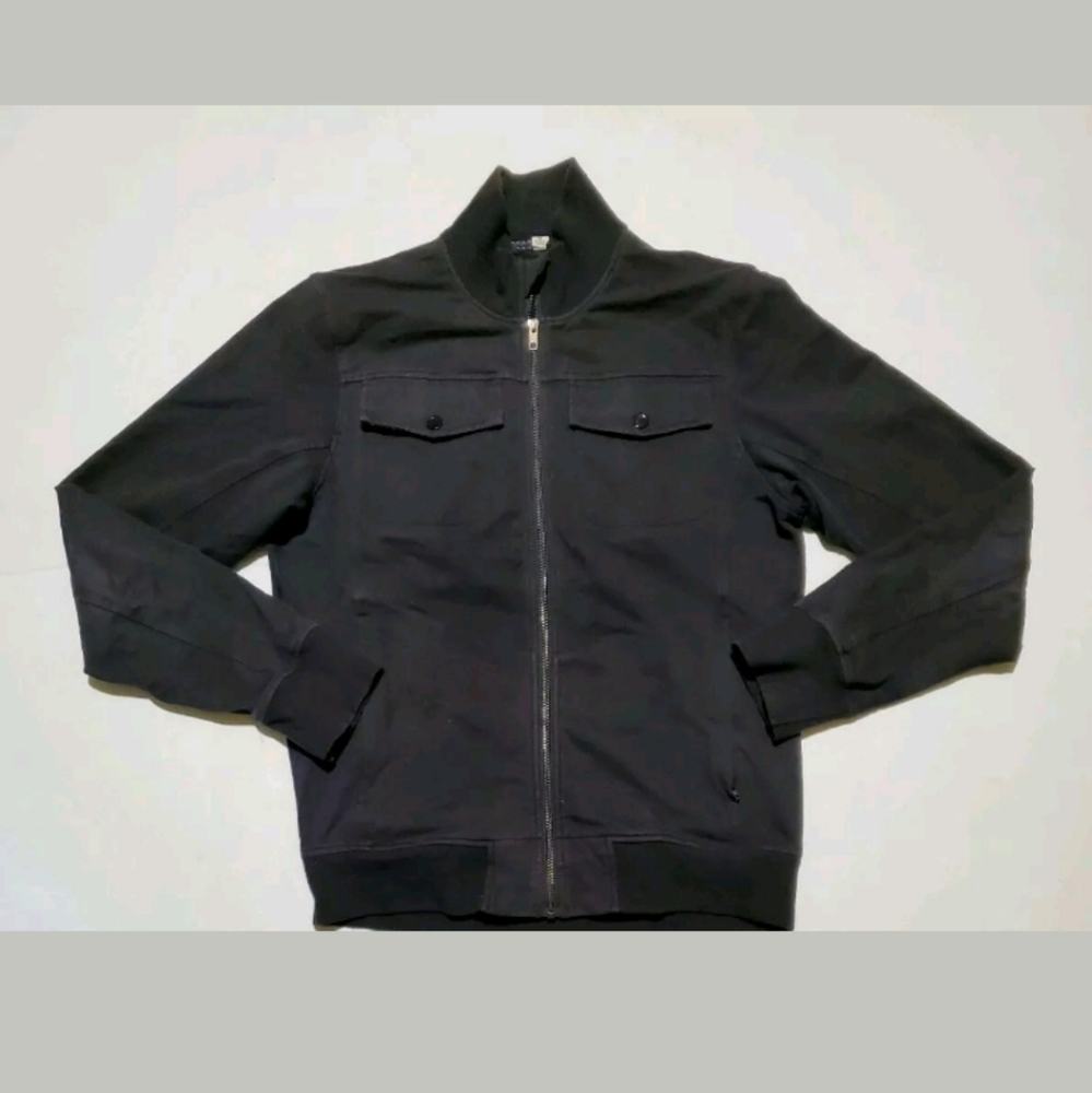 Lululemon Athletica sweater